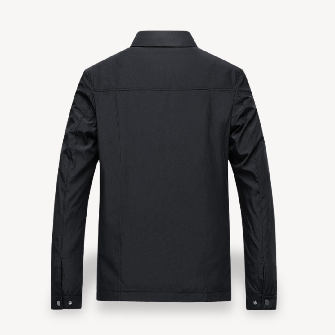 Men's lightweight cotton jacket with checkered lining, breathable fabric, functional pockets, ideal for smart-casual wear.