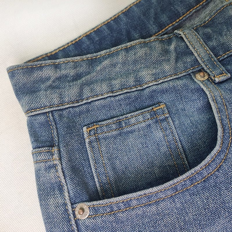 Relaxed Fit Women's Boyfriend Jeans