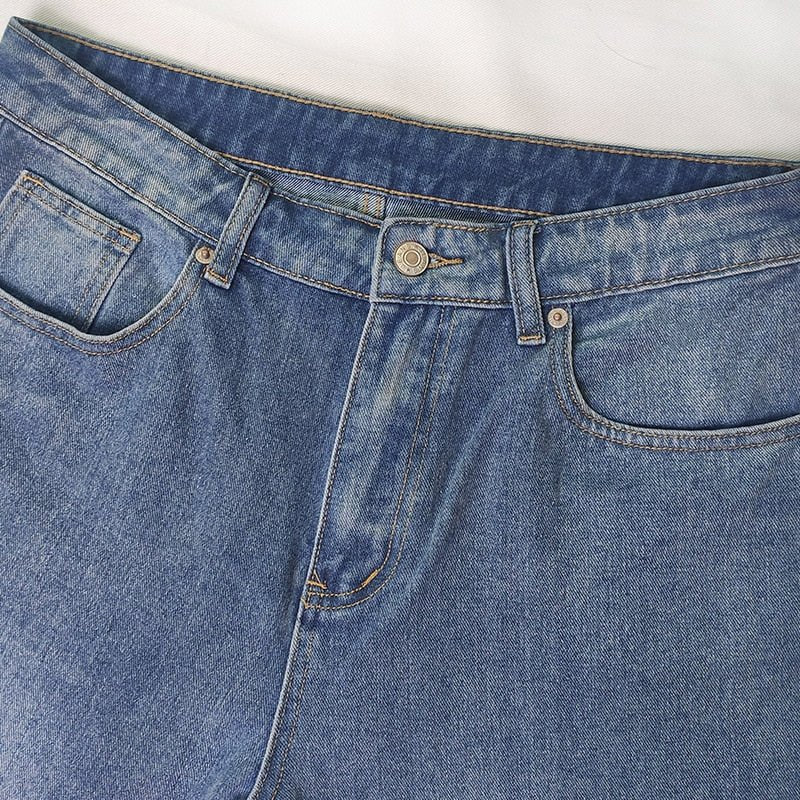 Relaxed Fit Women's Boyfriend Jeans