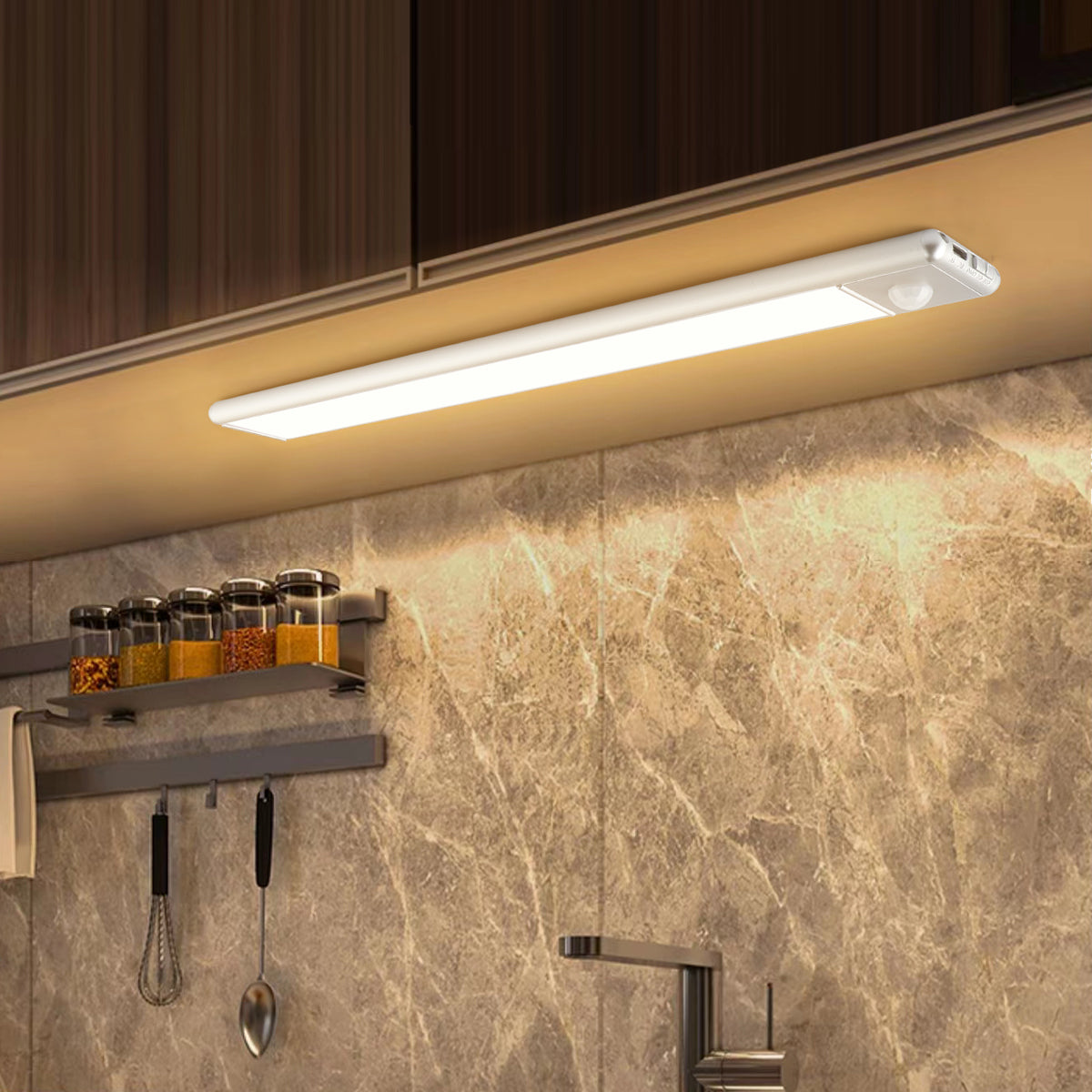 Smart Automatic LED Night Light with USB Charger - Luxivelle