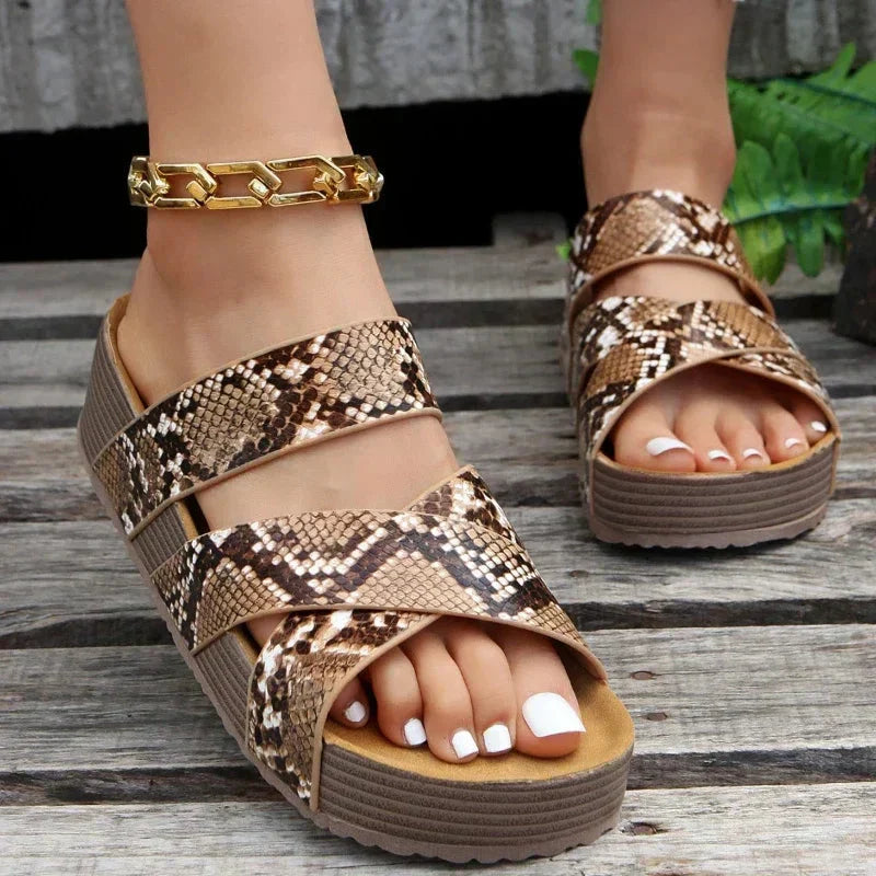 Charlotte | Orthopaedic sandals