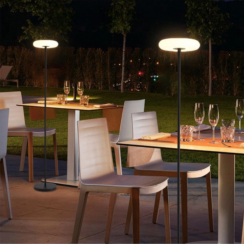 Waterproof Outdoor Solar Garden Lamp - Luxivelle