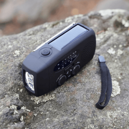 Compact Emergency Hand Crank Radio Flashlight - Luxivelle