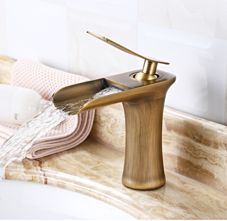 Luxury Bathroom Faucet - Sleek Contemporary Design
