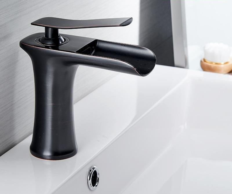 Luxury Bathroom Faucet - Sleek Contemporary Design