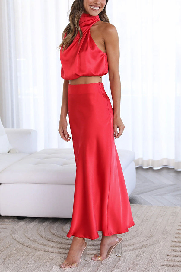 Chic Halter Neck Swimsuit Set