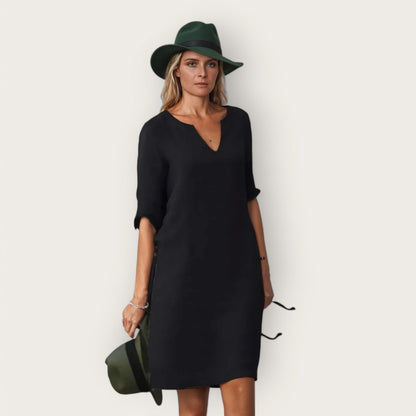 Evie | Elegant dress with a V-neckline