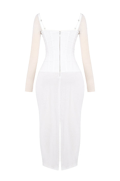 Evangeline | Deep maxi dress with long sleeves