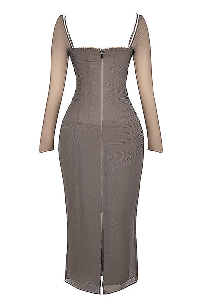Evangeline | Deep maxi dress with long sleeves