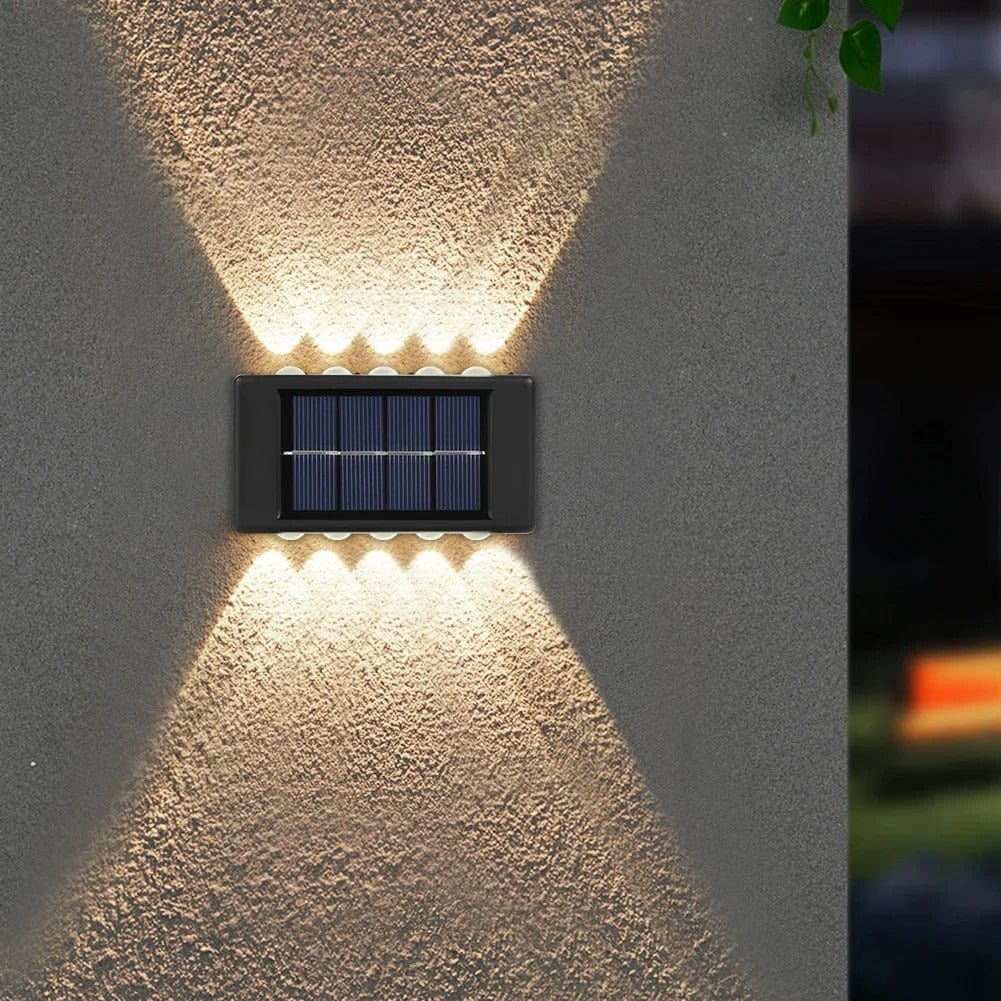 Outdoor Solar Powered Wall Lamp - Weatherproof - Luxivelle