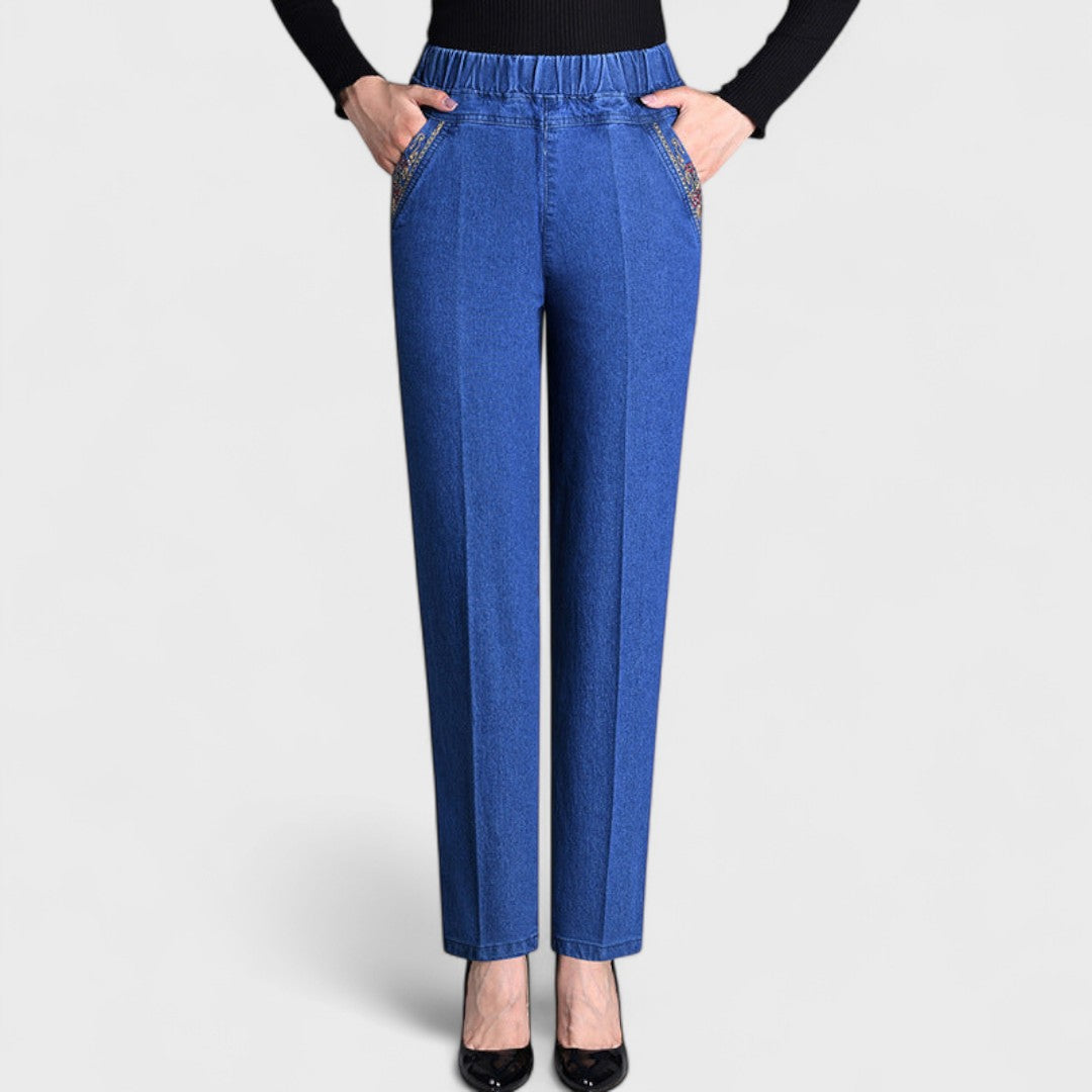 Comfortable Women's Elastic Waist Jeans with Pockets - Luxivelle