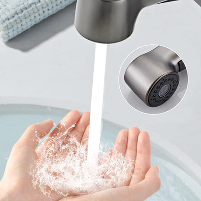 Stylish Kitchen Faucet with Pull-Out Spray - 360° Rotating Head