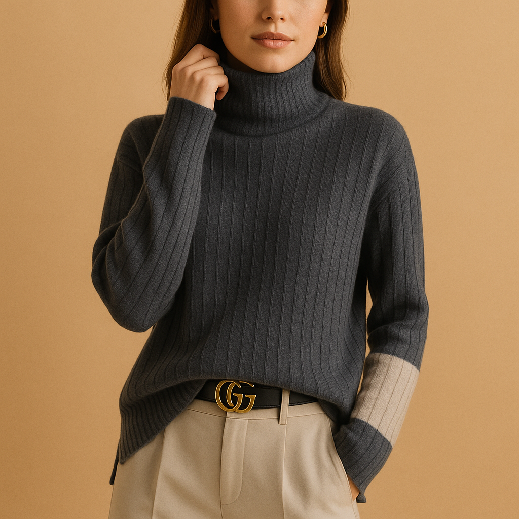 Women’s knit turtleneck sweater with long sleeves and soft fabric, ideal for stylish layering in fall and winter.