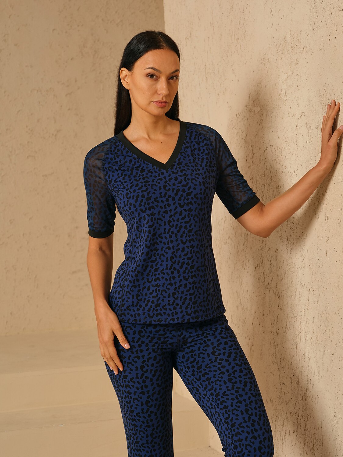 Premium Leopard Breathable Golf Polo Shirt - Luxivelle