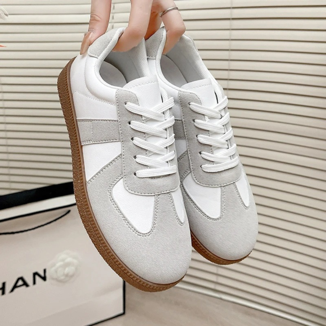 Relaxed Fit Everyday Women's Shoes - Luxivelle