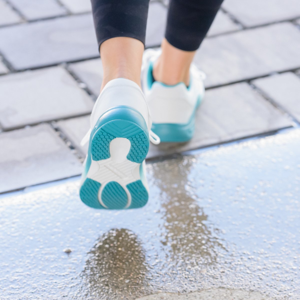 Women's ComfortWear Healthcare Work Shoes - Lexians