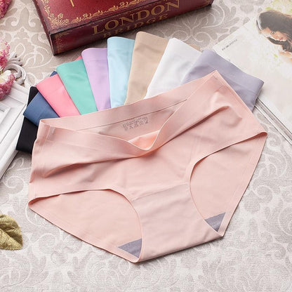 "Women's seamless silky briefs 5-pack, sleek design, invisible support, soft fabric, comfortable fit, no visible lines"