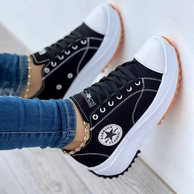"Women's white chunky sole low-top sneakers, casual style with lace-up closure for modern comfort and versatile wear."